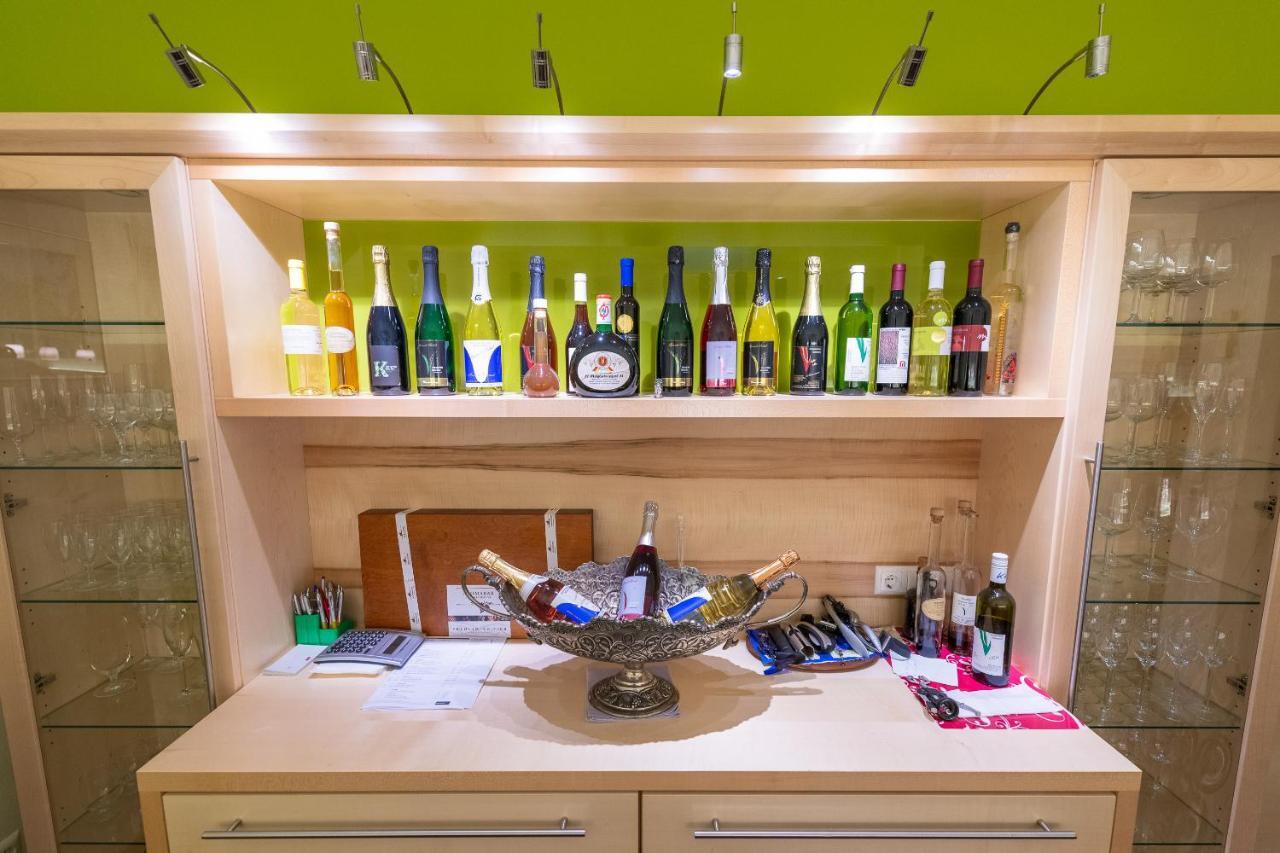 Sekt & Wein - Walter Klein Apartment Illmitz Luaran gambar